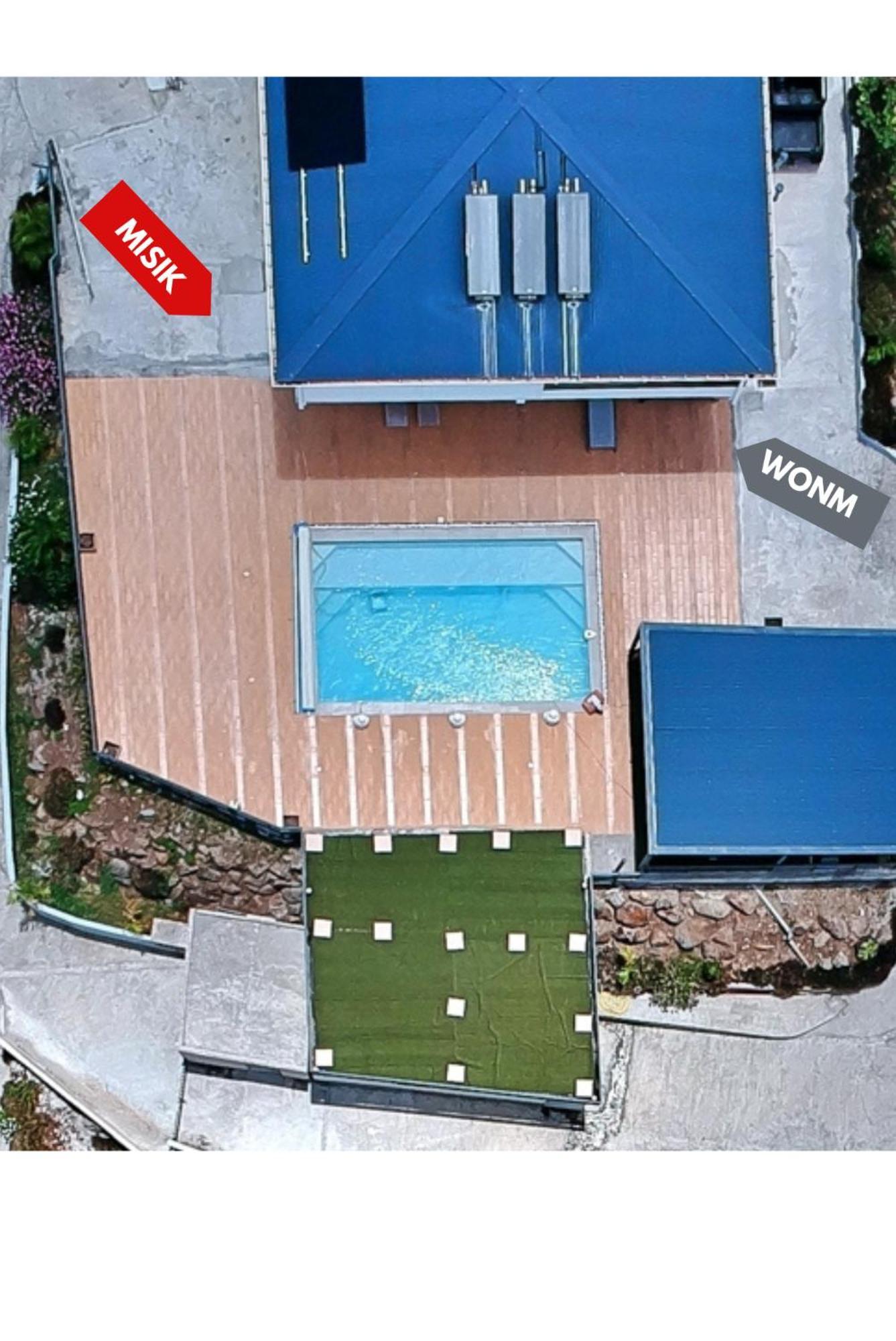 La Perle Du Cap Apartment Case-Pilote Bagian luar foto